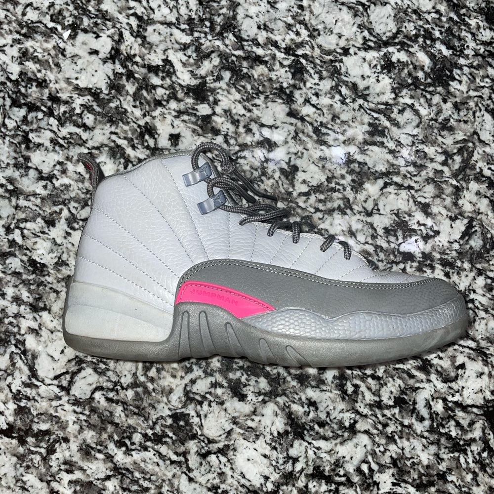 Jordan 12 Retro Wolf Grey